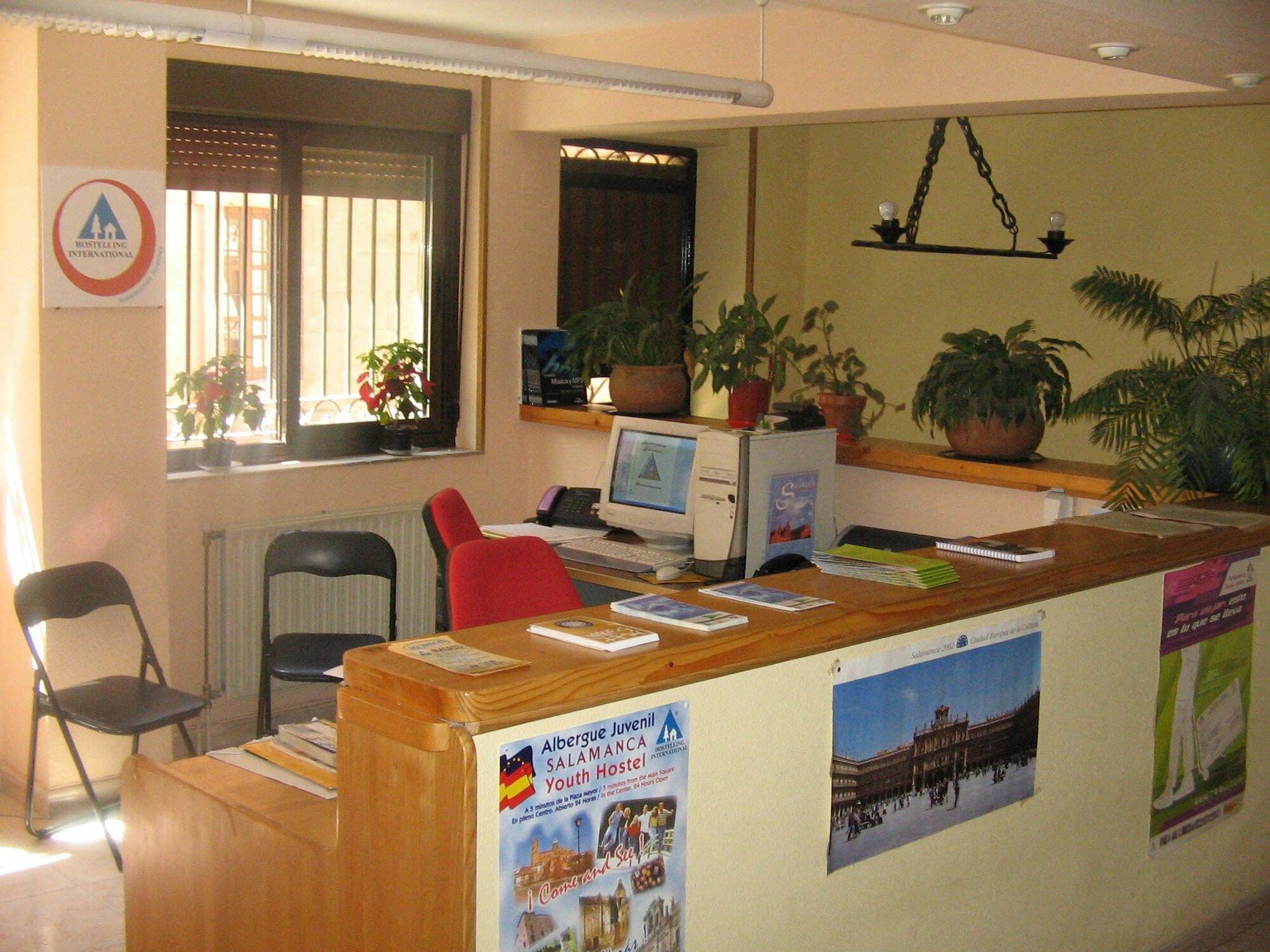 Albergue Juvenil Salamanca Bagian luar foto
